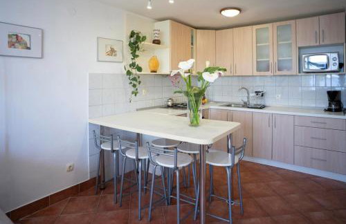 Bella Perna 3-Bedroom beachfront apartment - Photo 33