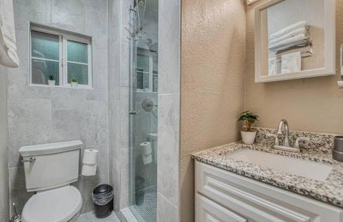 Close to All, Restfull, Cozy Duplex B in Downtown, UTEP, Hospitals - Foto 30