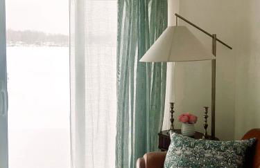 Lakefront Girls getaway Romantic Retreat low fees - Foto 34