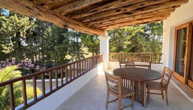 Villa en zona Playa D'en Bossa con gran piscina - Foto 3