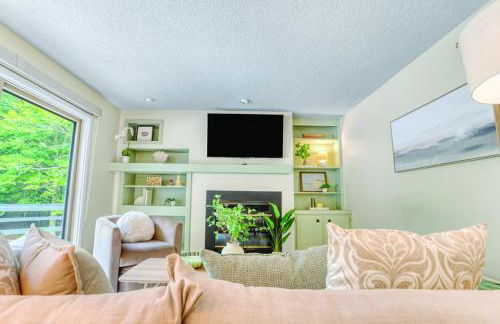 7 Bdrm, Pickleball, Bball, HotTub, FirePit, Golf! - Foto 18