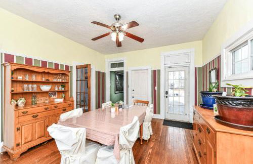 The Artsy Old House Fountain Square - Foto 19