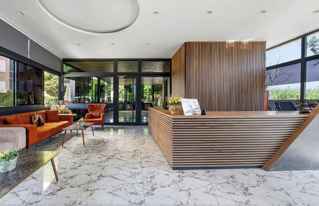 River Park Residence Lara - Photo 3