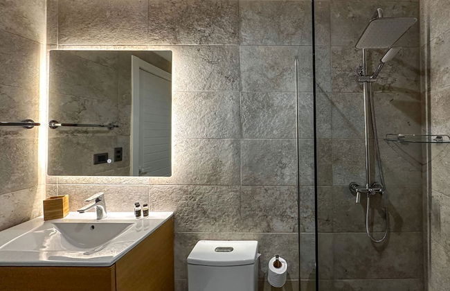 Gorgeous new Beach Apartment - Photo 11