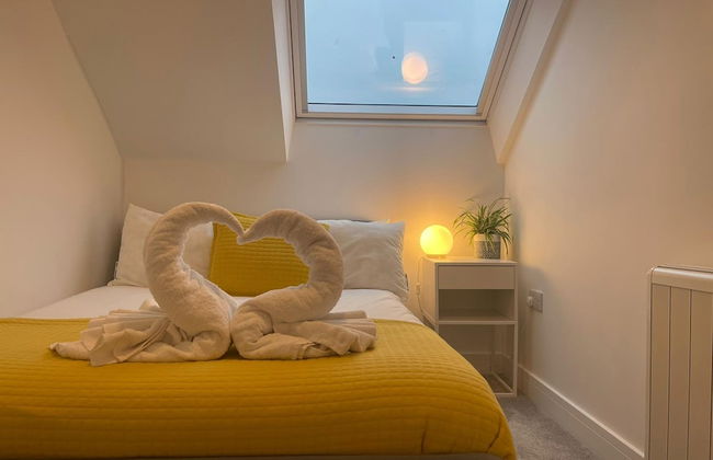 Stunning Town Centre Penthouse w Sea Views - Foto 17