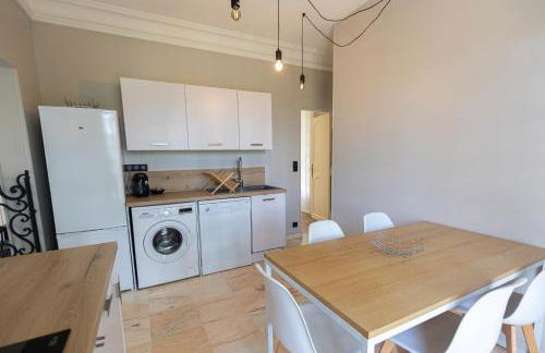 "Les Hauts du Marquet" - Meublé de tourisme 5 Etoiles - Gîte de groupe 15 Personnes en Cévennes - Piscine à débordement - Balnéo - Sauna - Nature - Foto 21