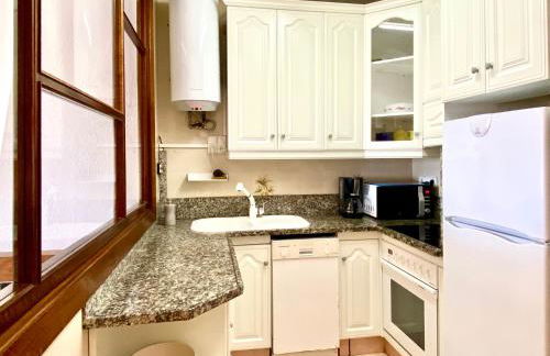 House in front of the beach with sea view - Foto 22