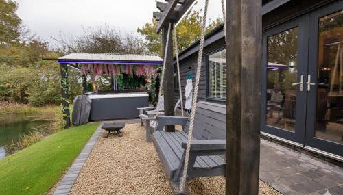 Oakwood Lodges with Hot tubs York - Foto 3, Garden