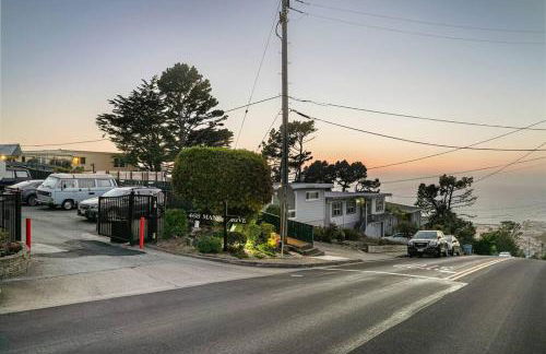 Charming 2BR Coastal Getaway in Pacifica - Photo 30