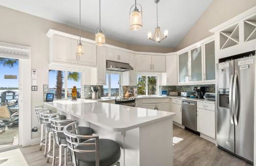 New! Pirate`s Cove! Waterfront! 2 Dog Friendly, Free Activities Included! - Foto 2