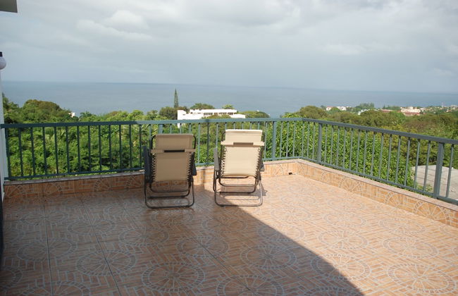 E&J Boutique Residences - Photo 74