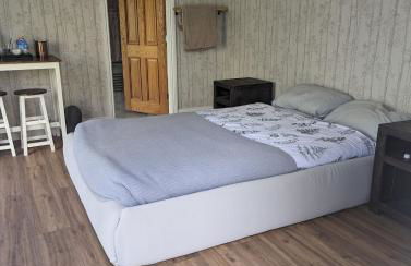 Springfield Lodge - Photo 1