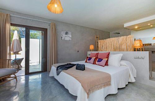 Modern Villa with Seaviews Sleeps 14 - Foto 30