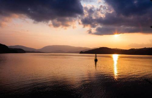 The Lake House - dom nad samym Jeziorem Rożnowskim - Foto 58