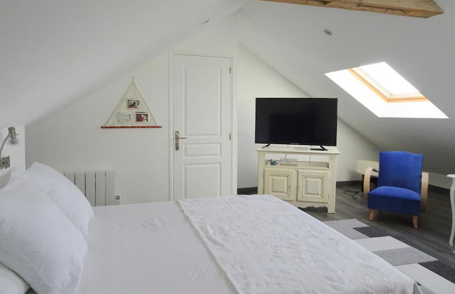 Holiday Home With sea View in Portbail - Photo 5