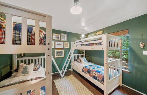 Lakefront Cottage- late summer price decrease! - Foto 26