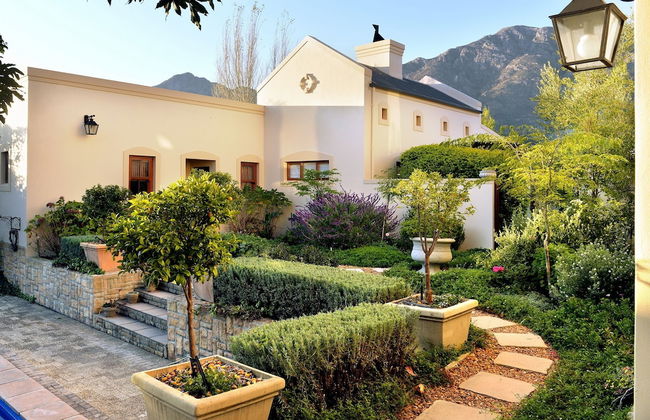 Petit Plaisir is a Romantic Self-catering Cottage on the Side of the Village no1 - Foto 18