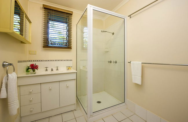 Picnic Bay Apartments Unit 1 - Photo 12