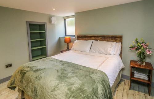 Becket's Barn - Photo 16