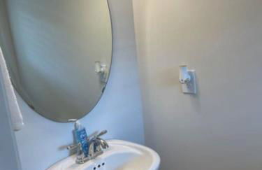 Embrace the Harmony of Nature and Urban Living - Foto 11