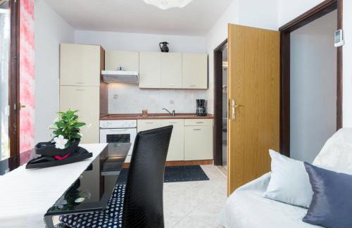 Apartment Nena-1 by Interhome - Foto 9