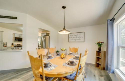 Snowy Peak Views and Cozy Game Nights Pine Home - Foto 12