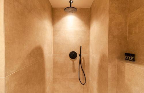 ADORNO PRIVATE SUITES Only Adults & Kids 12 Plus - Photo 37