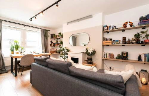Stylish 2-Bed Flat in Woolwich, Central London - Foto 1