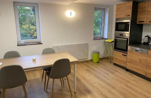 KG Exklusives Zimmer, WLAN, geteiltes Bad und Küche - Foto 6