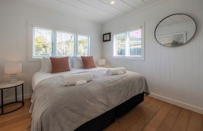 Tahatai Cottage with Spa Pool - Oneroa - Foto 1