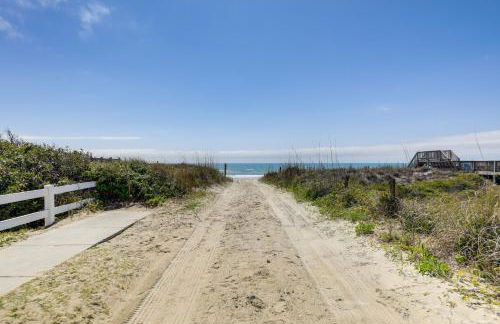 Emerald Isle Getaway with Decks and Beach Views! - Foto 39