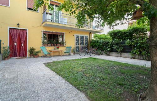 Quiet Location with Private Garden - Foto 14