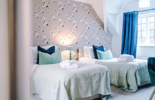 Stylish 4 Bedroom Home in Port Sunlight with 7 Beds Perfect for Business Bookings and Groups - Foto 41