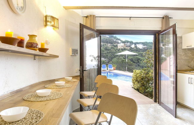 Serene Villa in Lloret de Mar With Private Swimming Pool - Foto 5
