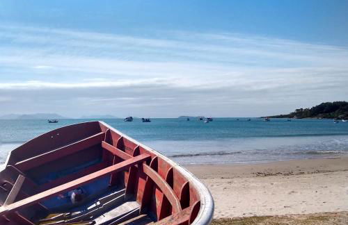 Chalés Praia do Rosa piscina compartilhada - Foto 58