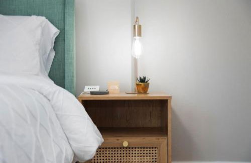 Elegant 3BR Oasis in Dundee Close to Downtown - Foto 25