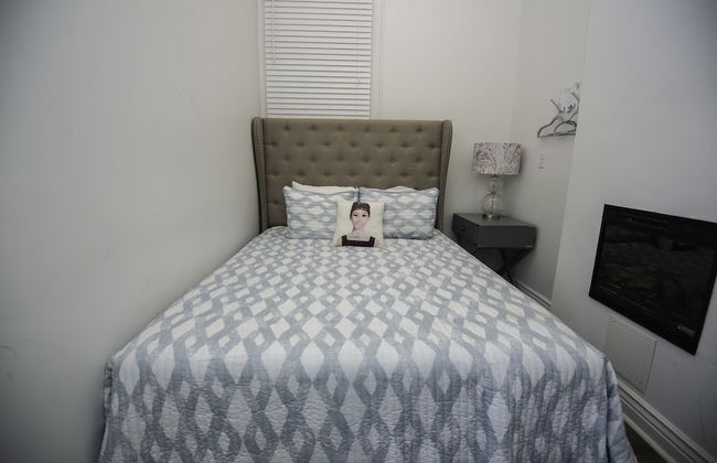 Best Location! 4 BR! Next to French QT by YouRent - Foto 2