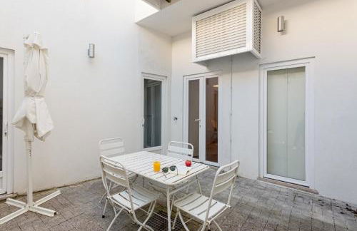 Calçada de Santo Amaro Apartments - Photo 14