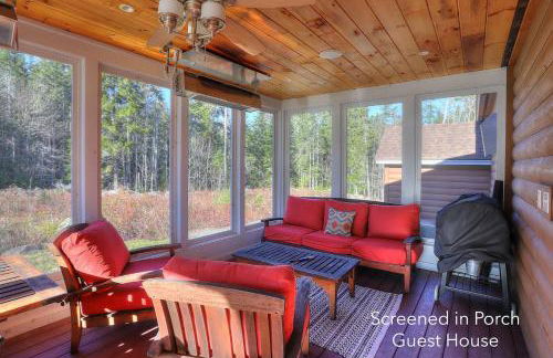 Gingerbread House on Mooselookmeguntic Lake - Foto 41