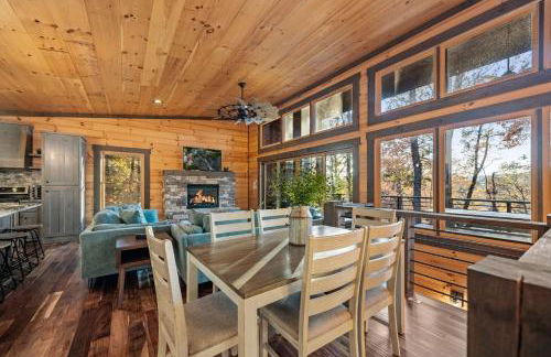 Chardonnay Chalet - Luxe Modern Chalet - Hot Tub, Wi-Fi, Fire Pit, Game Room, Amazing Deck - 15 min to Blue Ridge - Foto 15