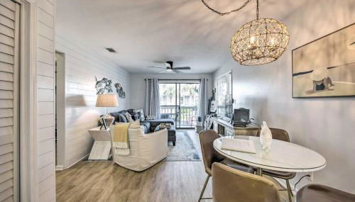 PCB Condo Rental with Pool Access, Steps to Beach! - Foto 2