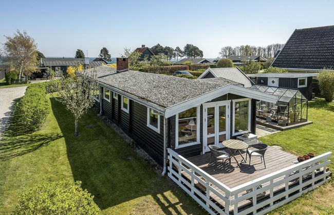 "Ylvie" - 150m from the sea - Foto 21