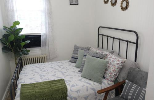 Spacious 4-Bedroom Family Home Sleeps 10 Peaceful Baltimore Suburb - Foto 14