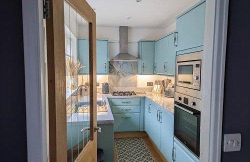 Swan Cottage - Photo 11