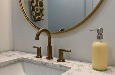 Contemporary Lakehouse in Lakeville - Foto 24