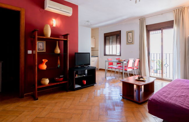 Sitito Escribano Apartment - Photo 80