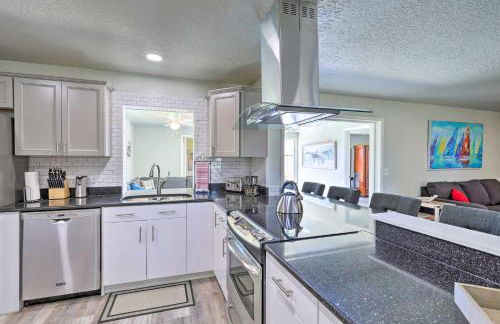 Pet-Friendly Merritt Island Home with Heated Pool - Foto 14