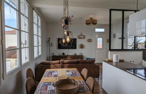 Family cocoon by the sea - Photo 3