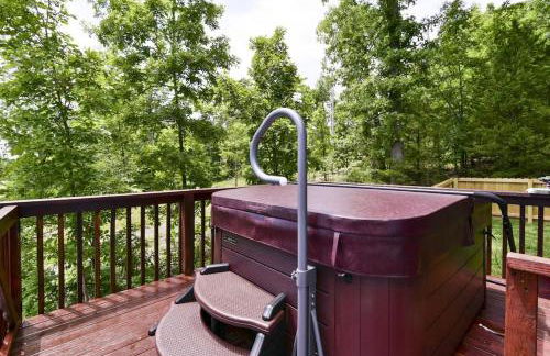Lake House Retreat - Private Hot Tub - Foto 31