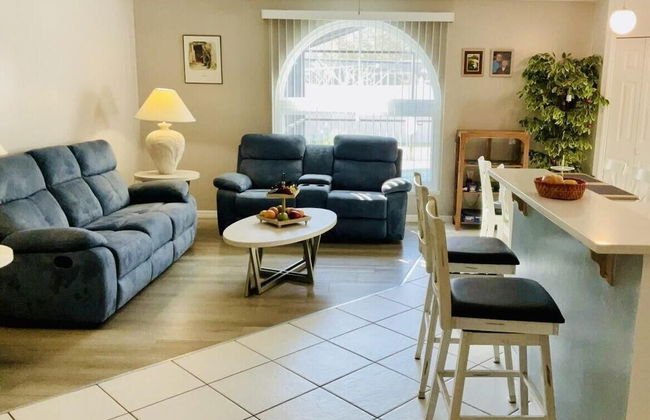 Amazing 3/2 Vacation Home With Private Pool!! - Foto 8